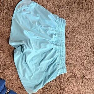 $30 Lululemon Hotty Hot 4in size 12